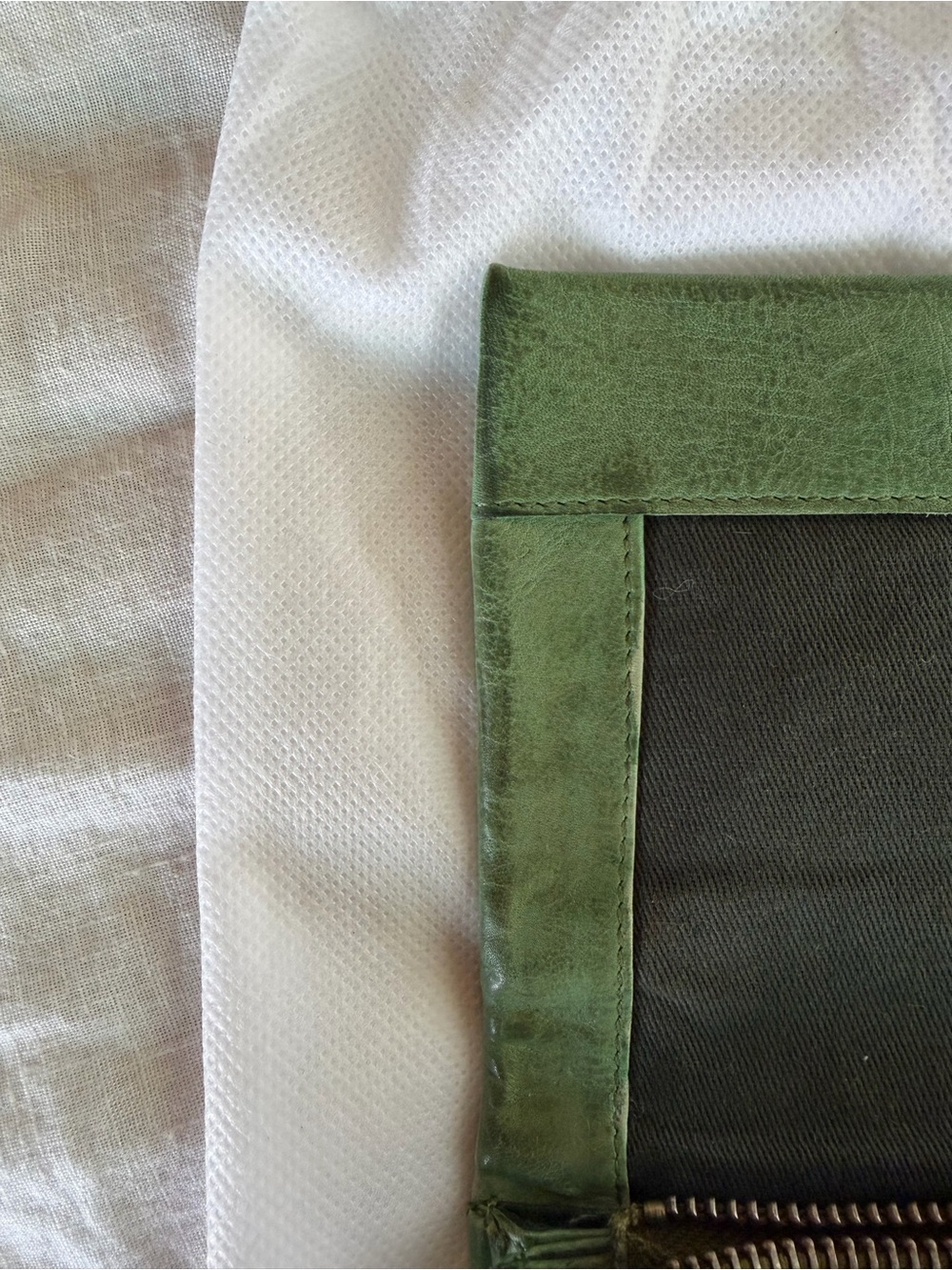 Latico Leathers Grass Eloise Wallet - Picture 4 of 11